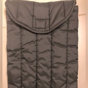 Baggu puffy laptop sleeve